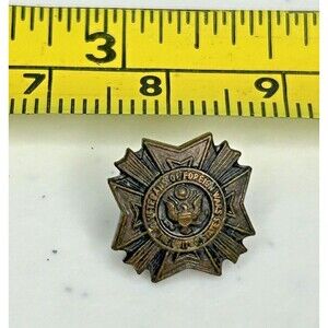 Authentic WWII VFW Veterans of Foreign Wars of the United States Lapel Pin